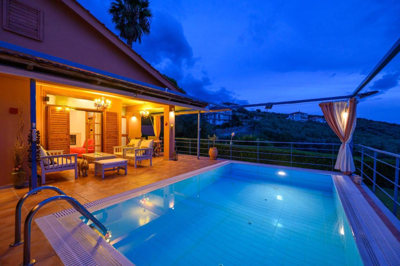 Cozy Small Smart Villa With Private Pool Mikri Mantineia Καλαμάτα Εξωτερικό φωτογραφία